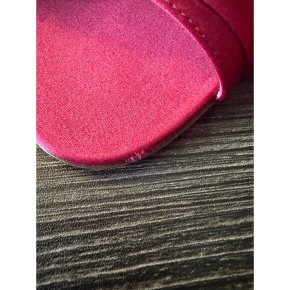 Manolo Blahnik Sedaraby Pink d'Orsay Pump with Crystal-Embellished Buckle Sz. 41 - Picture 10 of 11